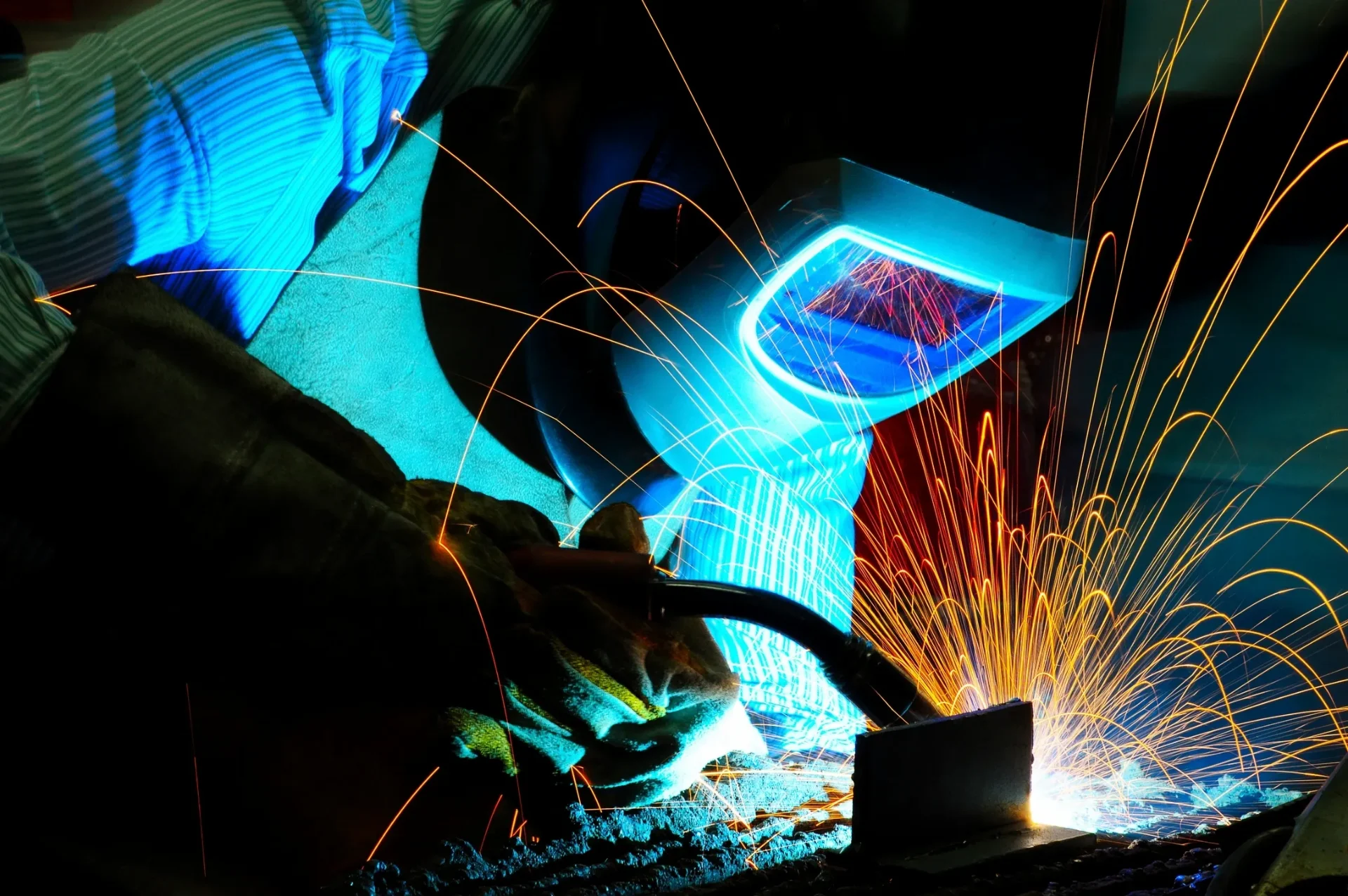 WeldMaster+ — Welding, NDT & Fabrication Intelligence